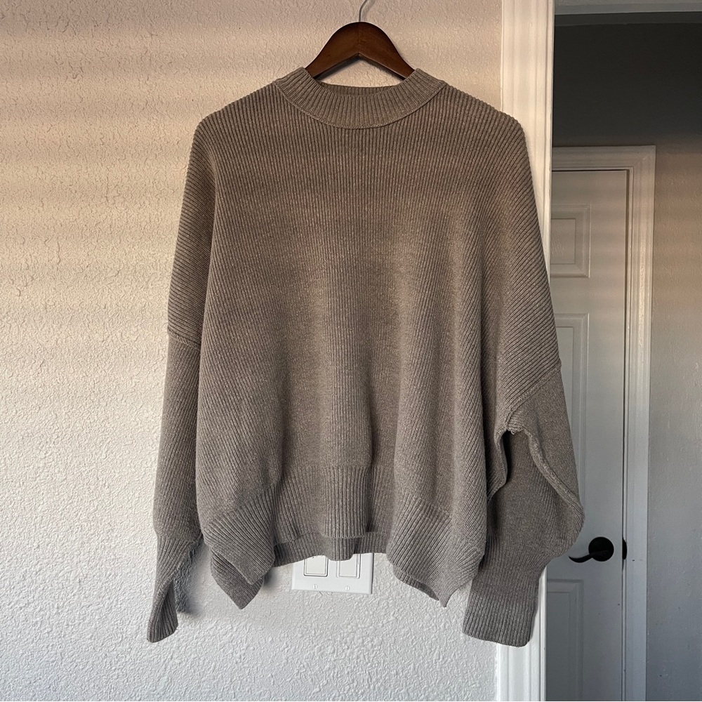 Free People Women’s Gray Women's Crew Neck Sweater XS - Picture 7 of 16
